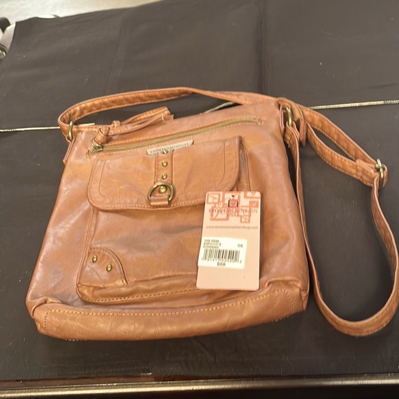 Stone Mountain USA Handbags - NWT Stone Mountain Crossbody Bag